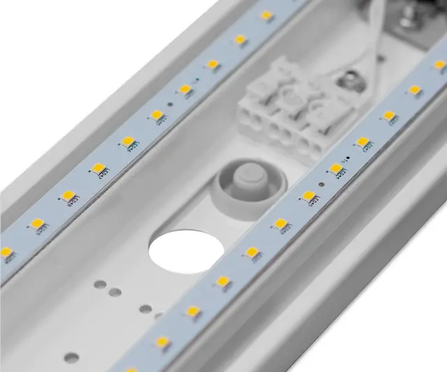PAN LED 20W 4000K IP54 600mm 2500lm 